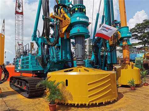 山河智能在新加坡举办新品发布会