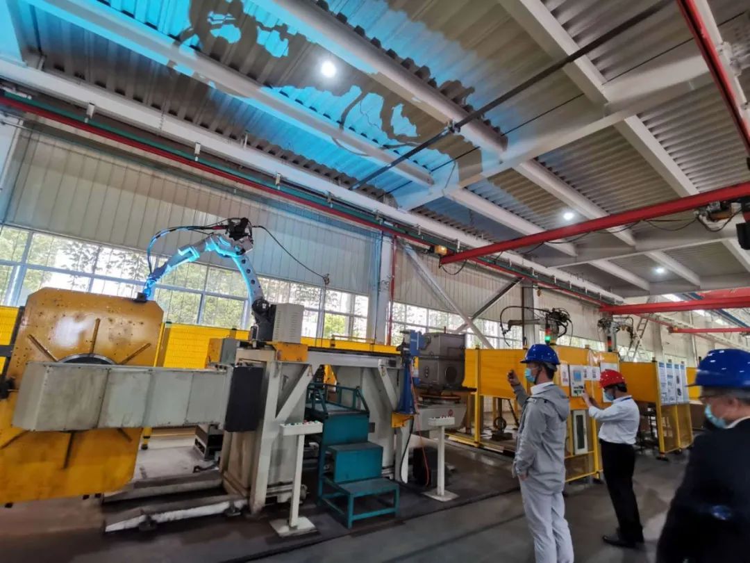 长沙工业机器人应用专题训练营到访山河智能