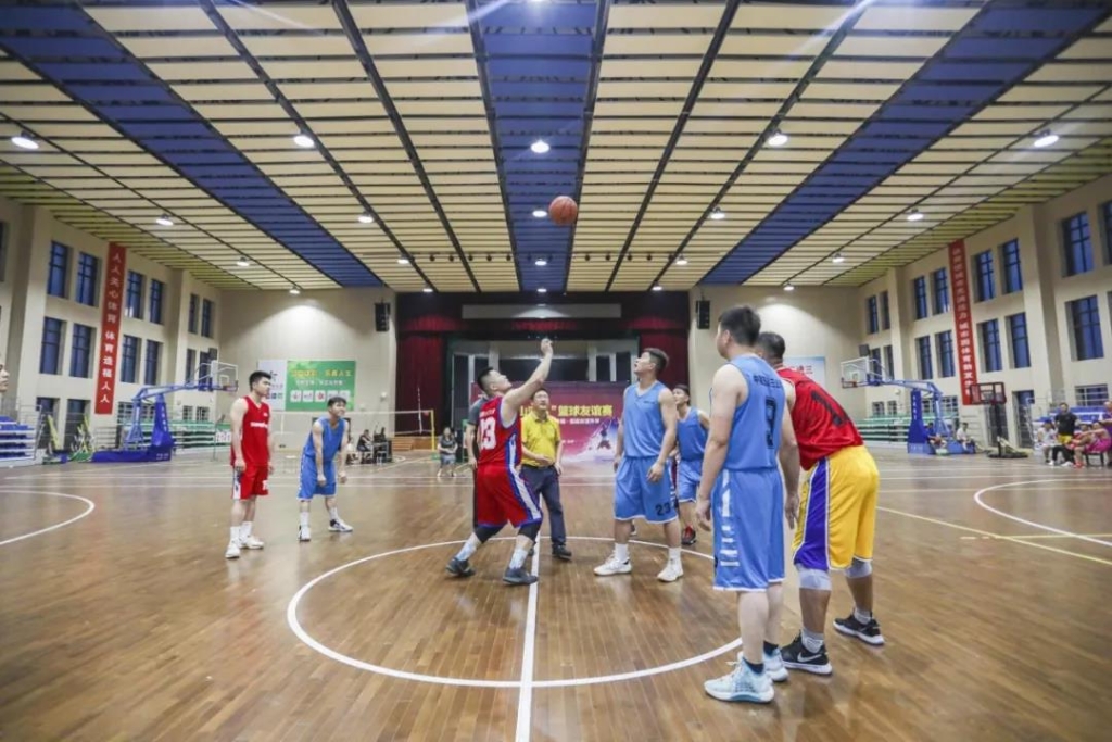 “520” 山河智能以球会友中建五局三公司