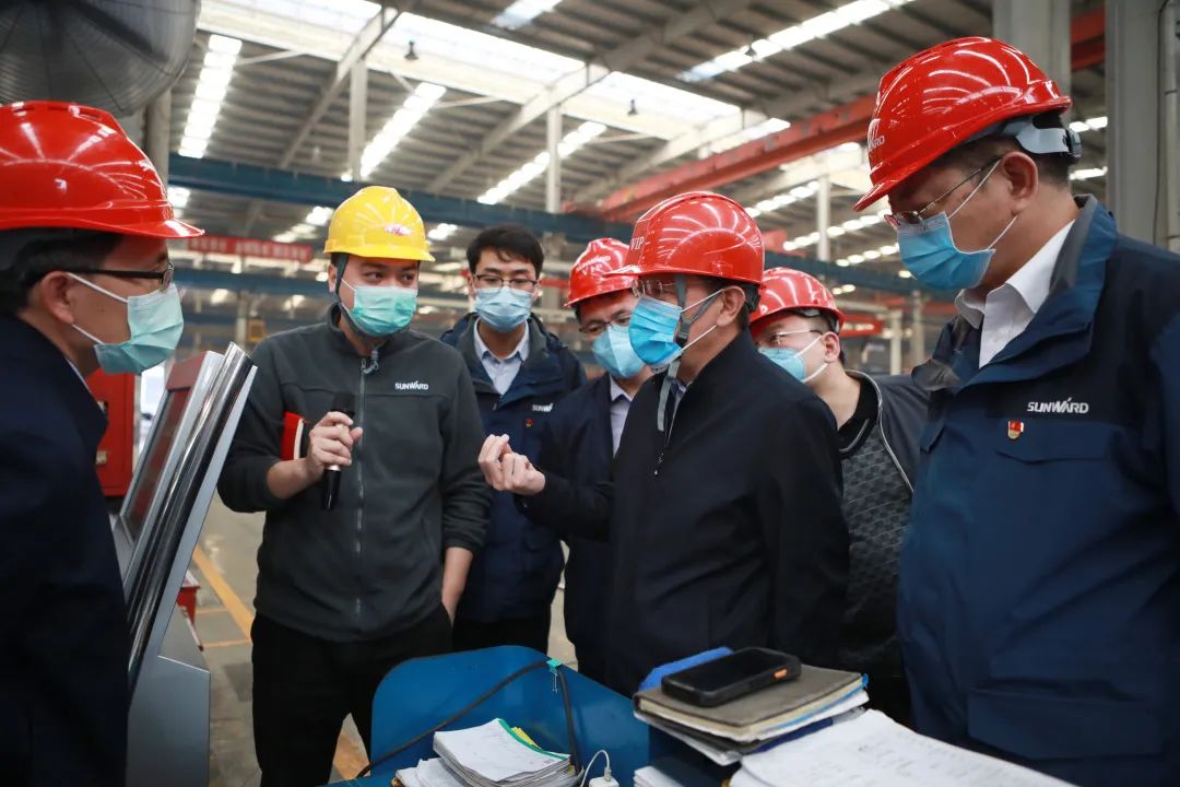 宁夏工信厅副厅长张伟一行调研山河智能