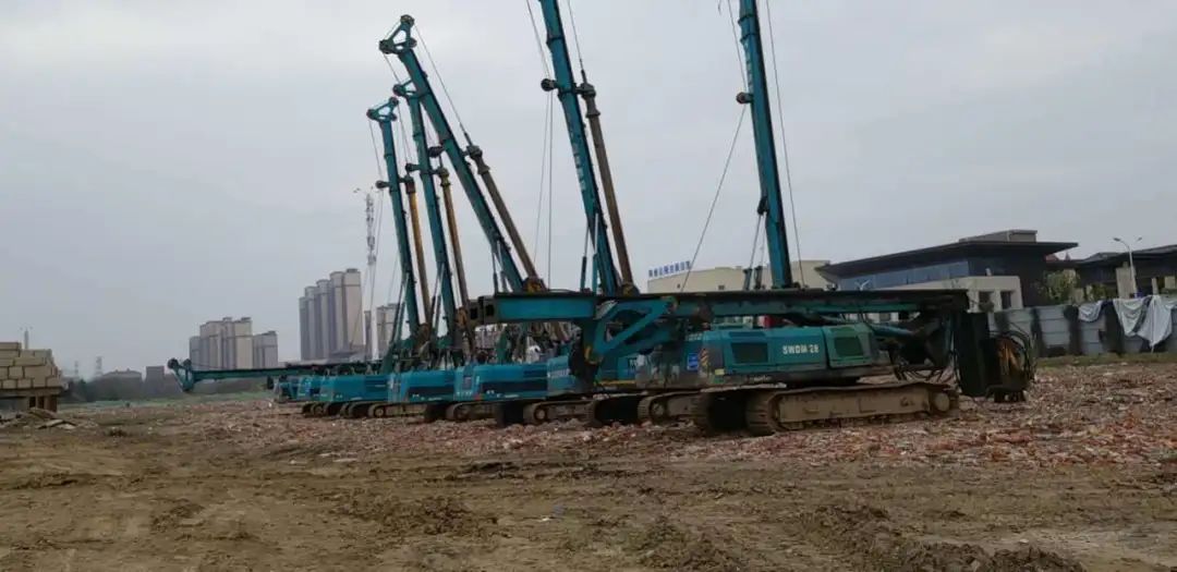 飒!他以11台旋挖钻占领荆州房建市场