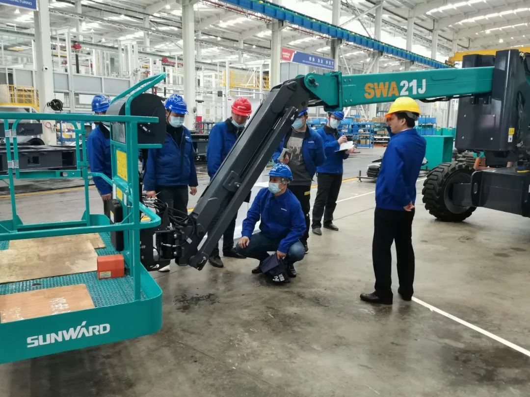 行业同级别产品之最！山河智能又一款曲臂式高空作业平台成功下线