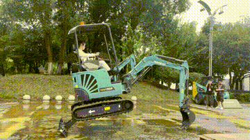 “太绝了!”山河智能代表长沙精彩亮相湖南省第一届职业技能大赛绝技绝活展演