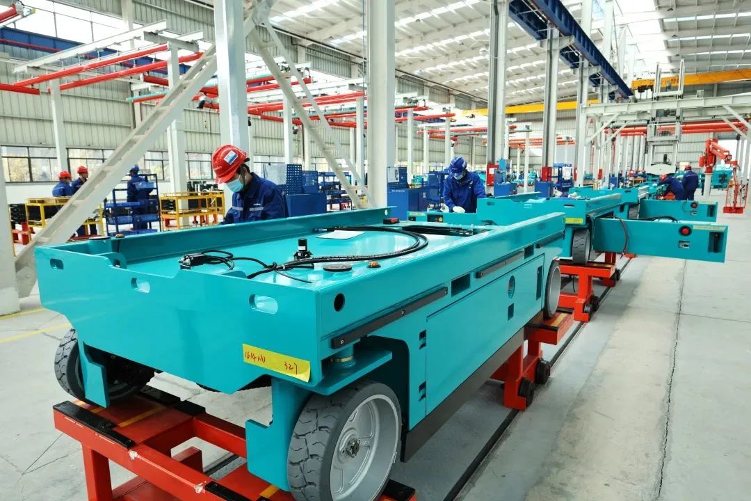 莫道君行早，更有早行人！山河智能癸卯兔年开工大吉