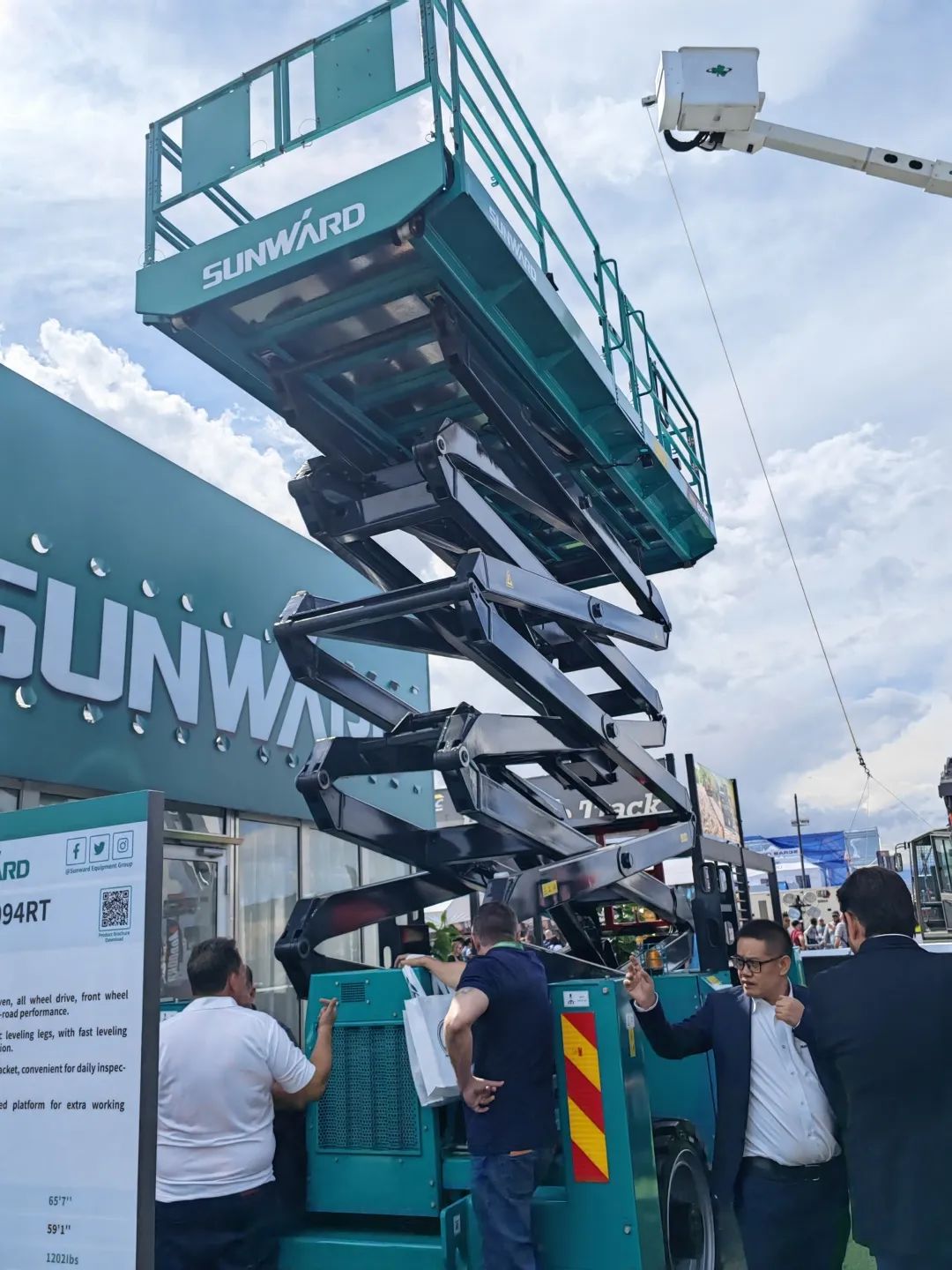 拉展直播 | 山河智能高空精品亮相2023美国拉展，哪款是你的最爱？