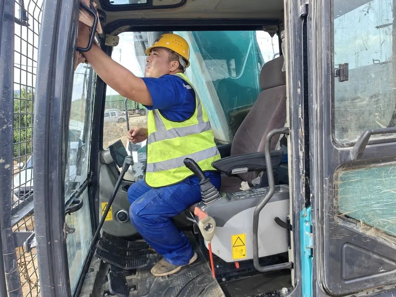 步履不停，服务不止！山河智能挖掘机服务万里行火热进行中