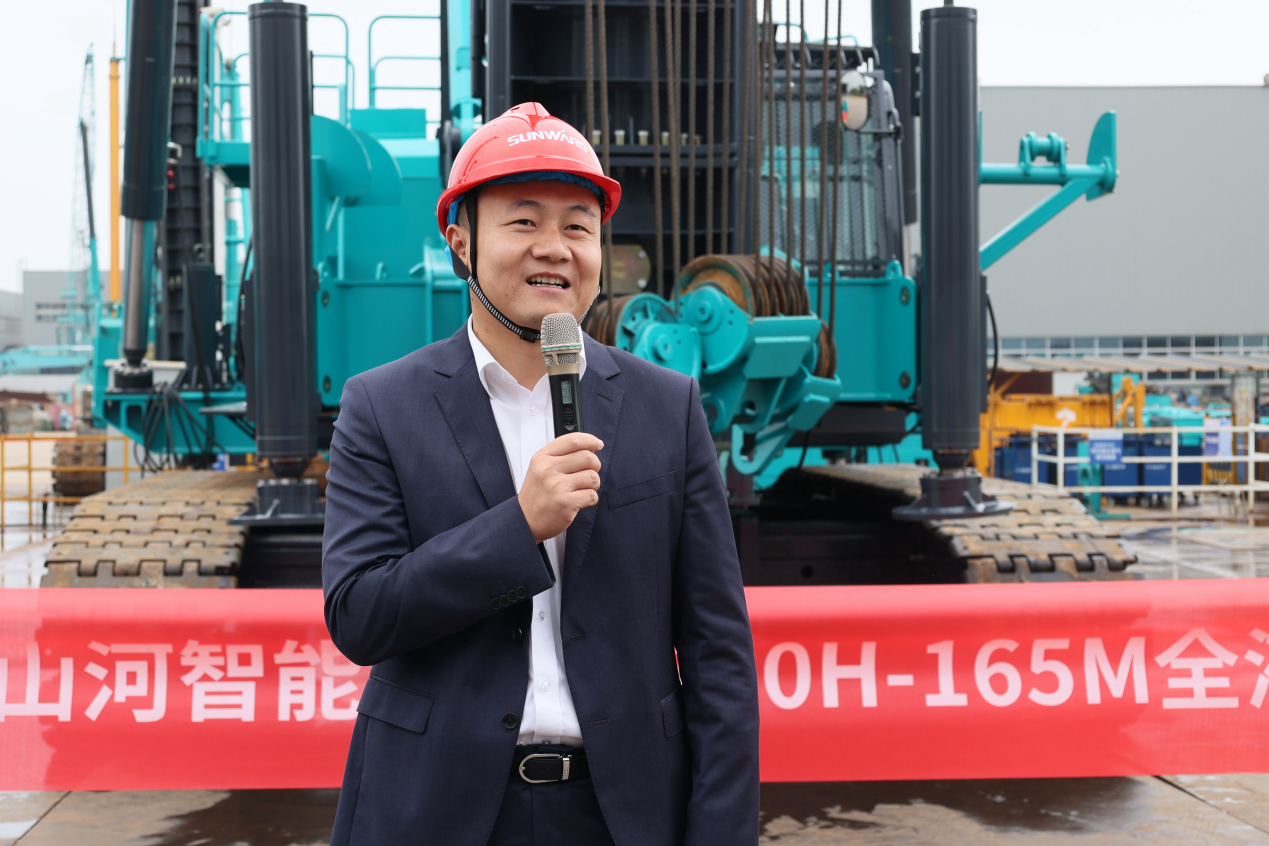 民族品牌获认可！山河智能桩架产品交付香港客户