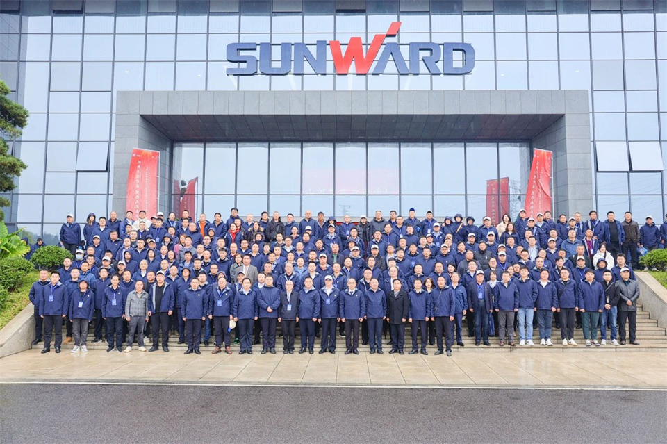 创新引领价值，理想成就未来！山河智能25周年庆典暨全球客户节隆重举办